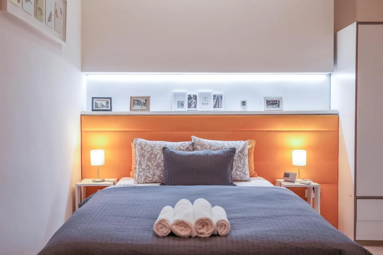Deluxe Central Apartment With 4Bedrm 2 Bathrm Budapeste Hungria